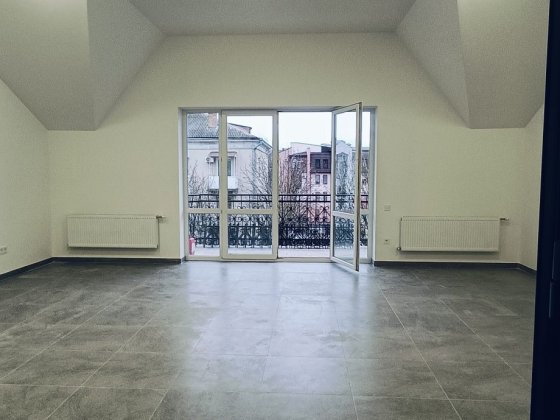 Оренда офісів 45-55м кв в центрі Луцк