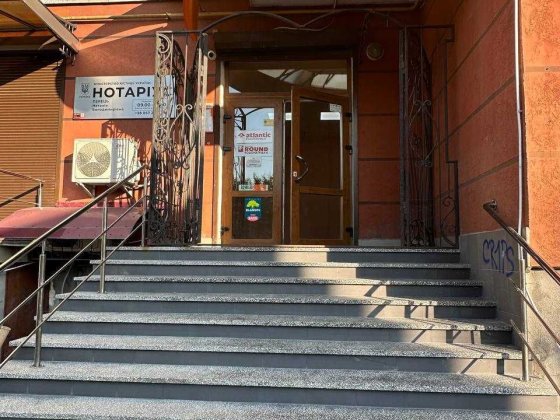 Оренда Комерційне приміщення 86 м², перша лінія, Вовчинецька Івано-Франківськ