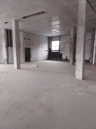 Оренда приміщення 700 м2 у перспективній локації. Ірпінь. - фото 1