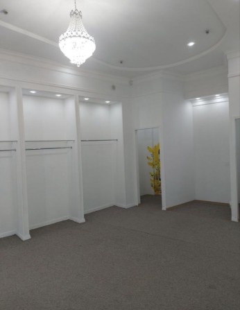 Оренда комерційного приміщення по вул. Бельведерська/ центр - фото 1