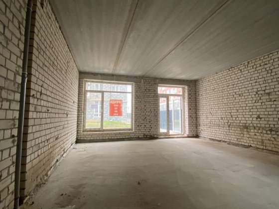 Фасадне приміщення в "Молодості" ясній 60 м.кв. Ирпень