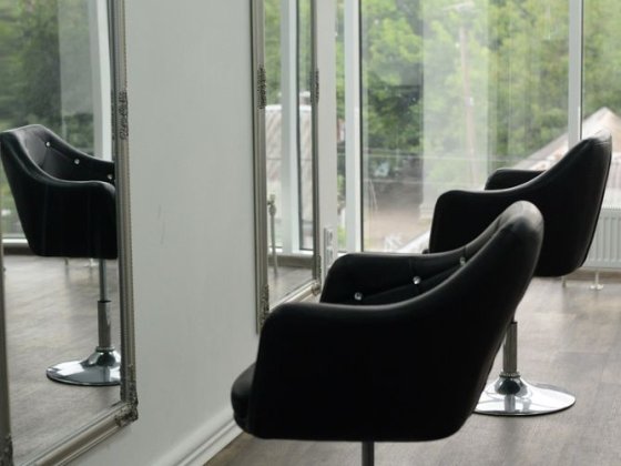 Оренда стильних кабінетів та робочих місць для б’юті-майстрів Полтава