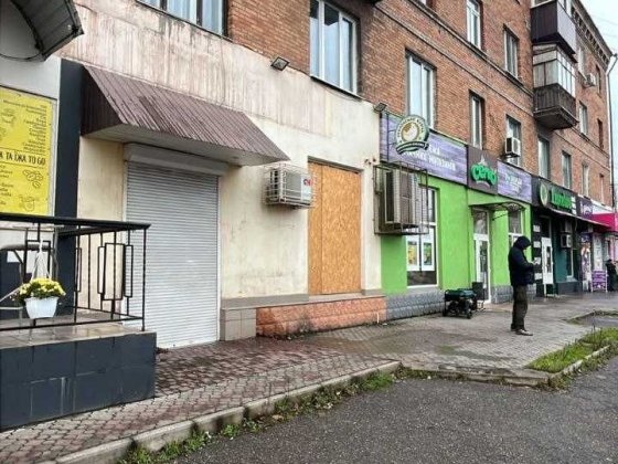 Здається в оренду приміщення на Червоній лінії біля зупинки! Кривой Рог