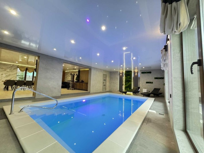 Лазня на дровах , великий басейн з підігрівом - фото 1