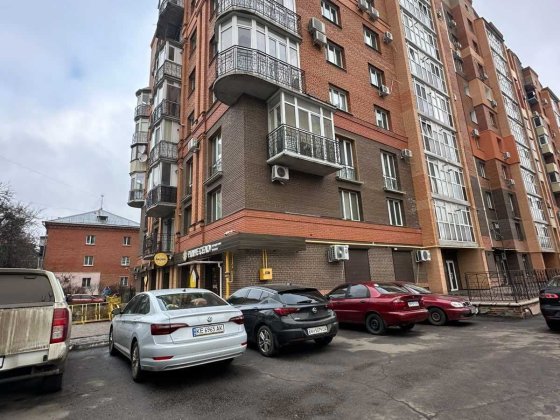 Нежитлове приміщення в центрі, після будівельників, склад, майстерня Полтава