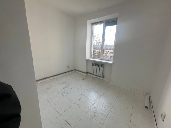 ЦЕНТР 20м2 Здам Офіс з Новим Ремонтом без плати КП - фото 1