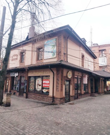 ЦЕНТР 10м2 Здам ОФІС з Ремонтом на 2 поверсі за ХОРОШОЮ Цною - фото 1