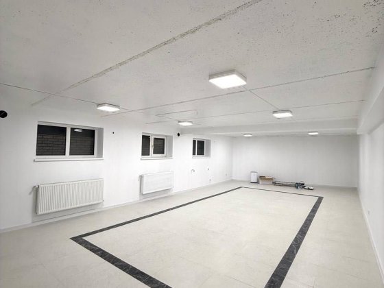 Оренда цоколя 120 м2 в центрі міста по вул. Шопена Ивано-Франковск