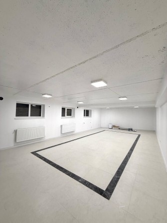 Оренда цоколя 120 м2 в центрі міста по вул. Шопена - фото 1