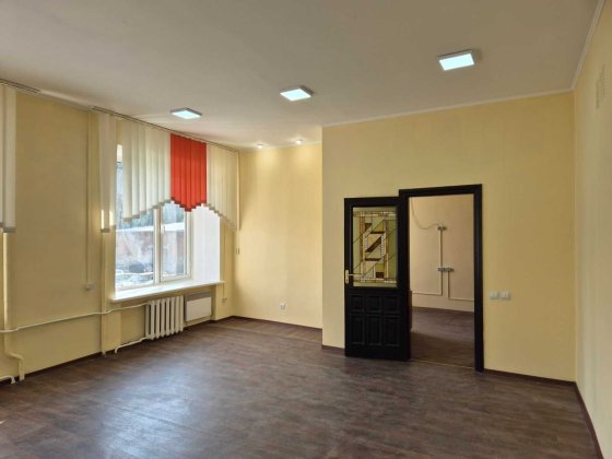 Офісне приміщення в оренду по вул.Харківська, 4 Суми