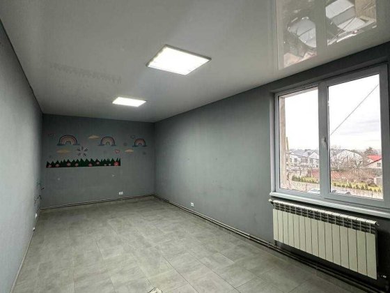 ПІВНІЧНИЙ 25м2 Здам ОФІС з Ремонтом Парковкою та НИЗЬКОЮ Ціною біляАТБ Ровно