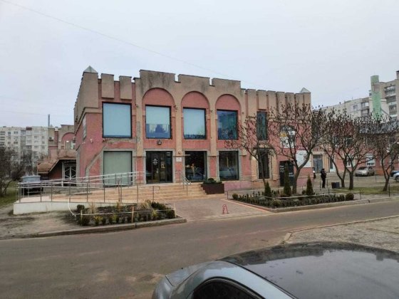 Оренда приміщень 10–150 м² | офіси, послуги, склад |  М. Лушпи, 54