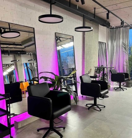 Оренда робоче місце майстра перукаря Skyliner , стиліста , Рівне - фото 1