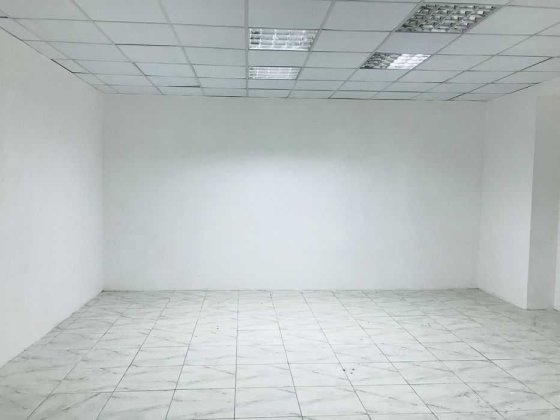 Оренда приміщення вільного призначення 73 кв.м в ЖК Рівбуд Ровно