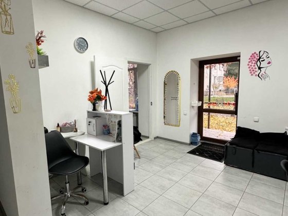 Оренда окремого приміщення 80 кв.м. на Подолі Полтава