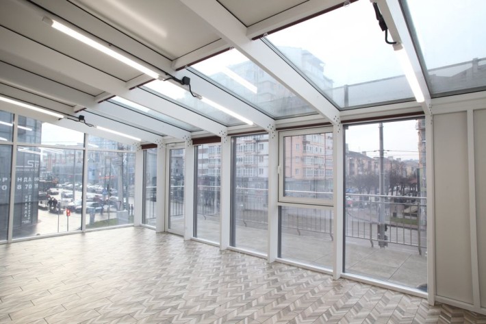 Оренда комерційного приміщення вільного призначення у центрі міста - фото 1