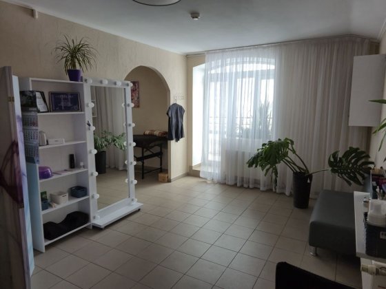 Здам кабінет в субаренду