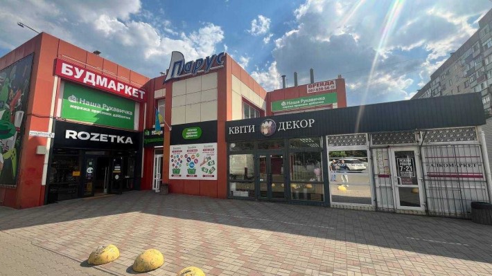 Оренда приміщення 295 м² біля Варуса – для торгівлі чи бізнесу - фото 1