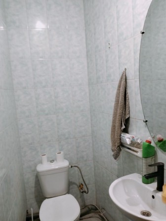 1Поверх, можно жити і працювати:є душ, санвузол - фото 1