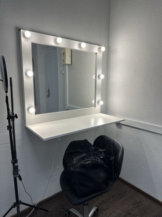 Здам місце для бровіста і ін. - фото 1