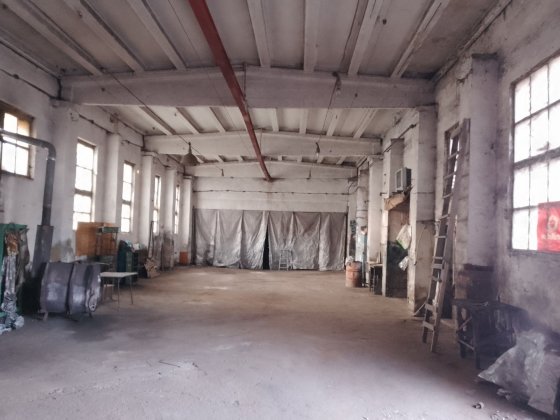 Здам  приміщення під СТО або производство, склад загальна площа 400кв. Полтава