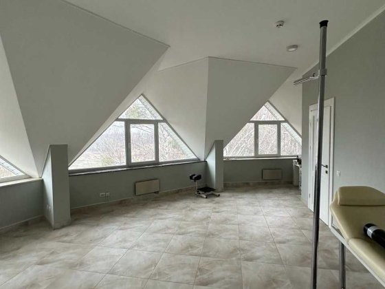 ЮВІЛЕЙНИЙ 42м2 Здам ОФІС з Водою та Кондиціонером за Хорошою Ціною Ровно