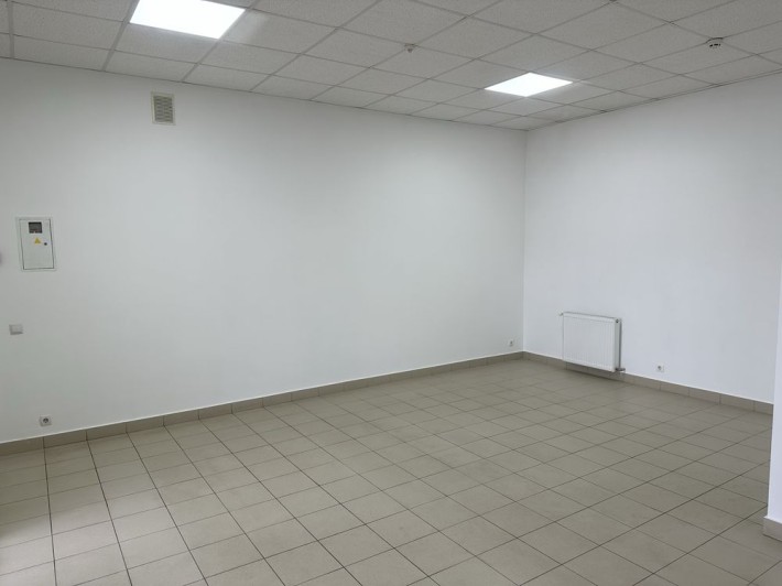 Оренда 35кв метрів. 2 поверх - фото 1