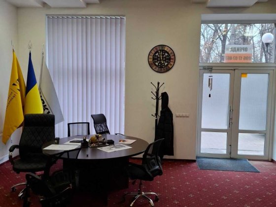 Оренда фасадного приміщення в самому центрі! 98м2 . Івано-Франківськ