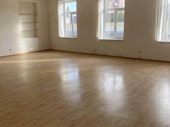 Оренда офісного приміщення в центрі міста Івано-Франківськ