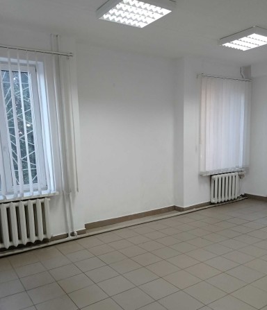 офіс 25 кв.м, неподалік ТРЦ ЕКВАТОР - фото 1