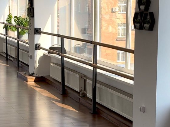 Оренда залу  у Полтаві.100 кв.м .Центр міста Полтава