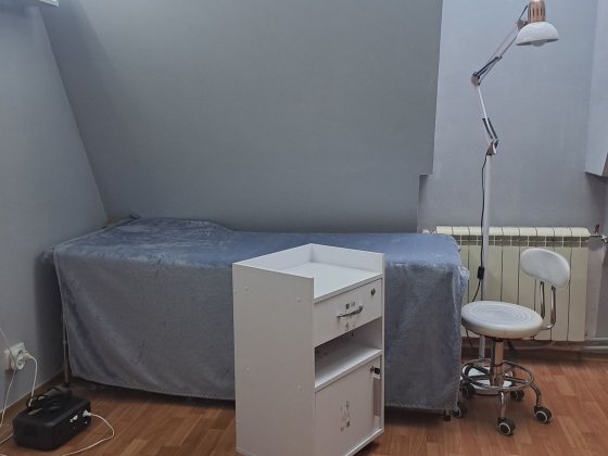 Оренда кушетки в студії Полтава