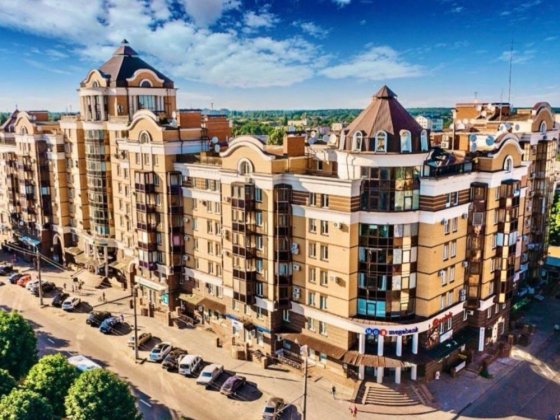 Просторе приміщення в центрі, червона лінія! Полтава