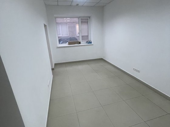 Приміщення в оренду кабінет в салоні центр міста район старої піцеріі Тернополь