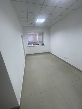 Приміщення в оренду кабінет в салоні центр міста район старої піцеріі - фото 1