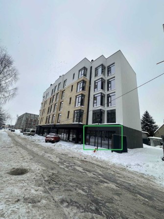 ЦЕНТР 60м2 Здам ФАСАДНЕ приміщення з Панорамою, Парковкою біля АТБ - фото 1