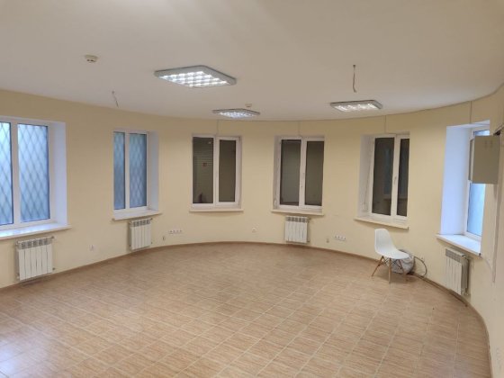 Здам приміщення на Ювілейному (район авторинку) Рівне