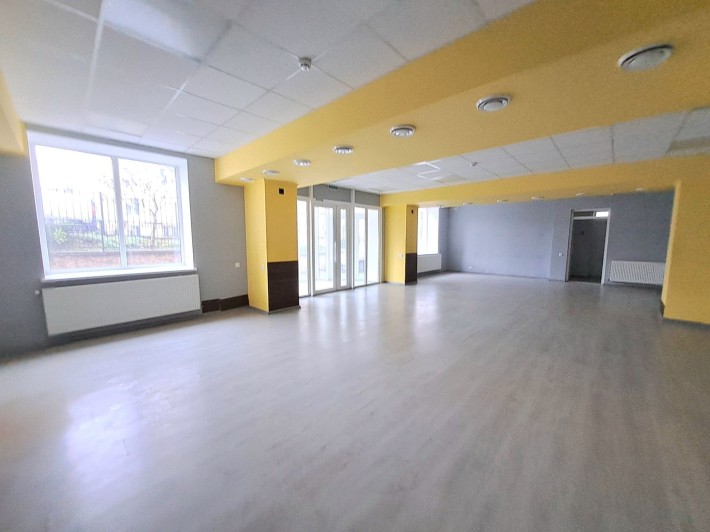 Оренда комерційного приміщення по вул.Вербицького. - фото 1