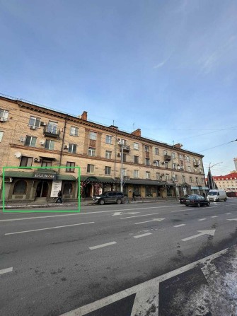 ЦЕНТР 52м2 ТОП-Локація ТРАФІК Здам ФАСДНЕ приміщення біля Зупинки - фото 1