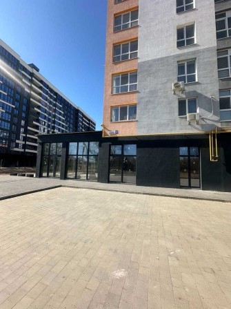 Здам в оренду фасадне комерційне приміщення вільного призначення - фото 1