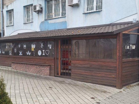 приміщення 50 м.кв. є парко місця Рівне