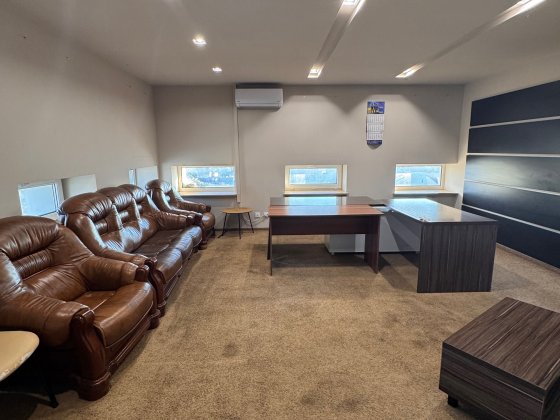 Оренда приміщення ТЕРМІНОВО ЦЕНТР Ровно