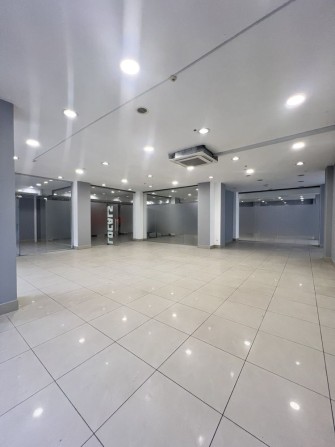 Оренда в центрі міста 400м2 вулиця Незалежності - фото 1