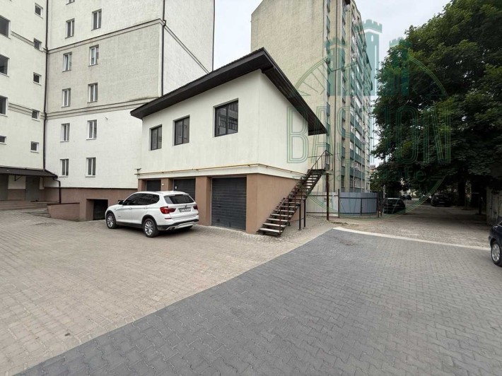 Оренда комерційного приміщення в центрі міста - фото 1