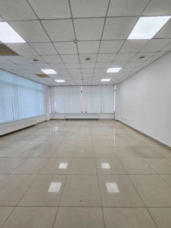 Оренда комерційного приміщення з рем 1000 м2, центр Ів -Франківська - фото 1