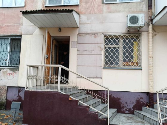 Аренда фасадного помещения 25 м.кв по ул.Кулика в р-н "Фреш" Херсон