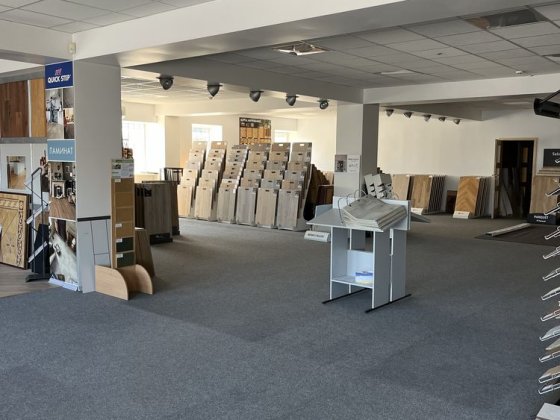 Торгова виставкова зала нежитлове приміщення Полтава