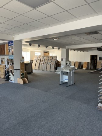 Торгова виставкова зала нежитлове приміщення - фото 1