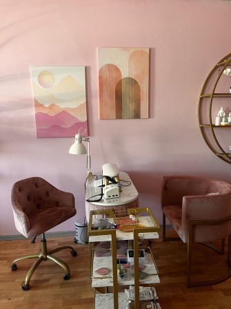 Оренда робочого місця для майстра манікюру. - фото 1