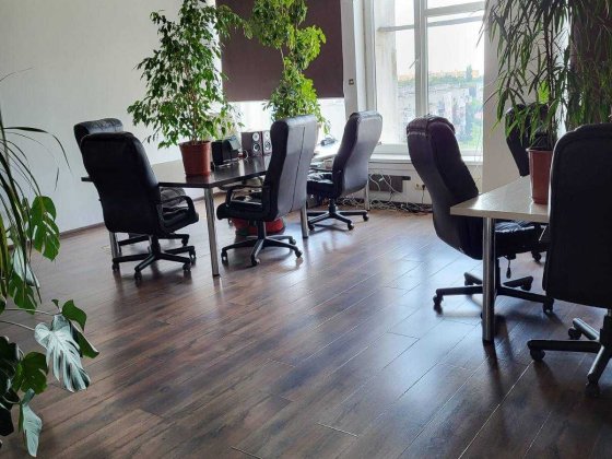 Здається в оренду приміщення (офіс) в центрі Ужгорода пл. Ш.Петефі Ужгород